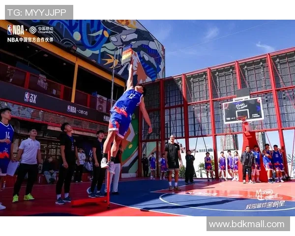 北京篮球队配合默契创新高引领全国篮球新潮流